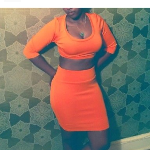 Two piece skirt and top wow couture world of women - Picture 4 of 8